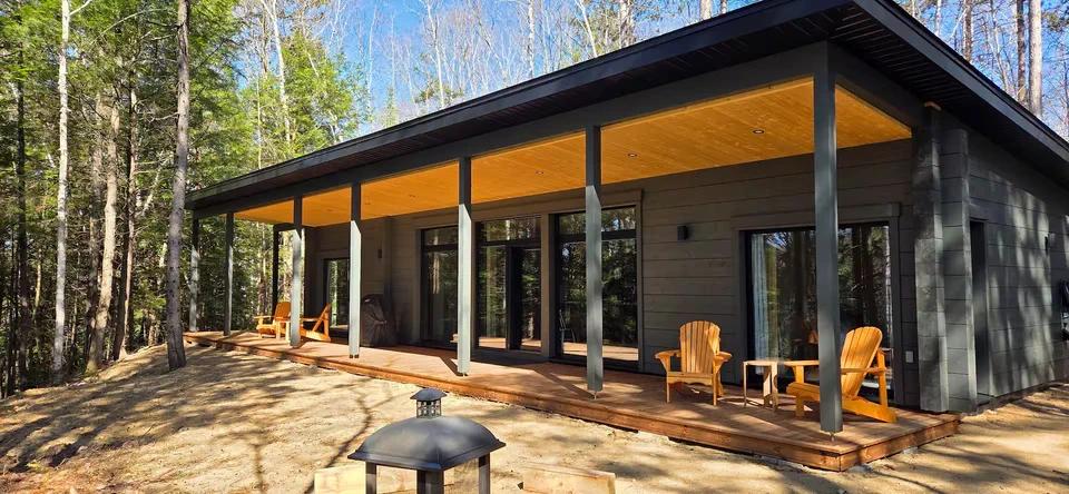 Chalet Levätä finished exterior with deck